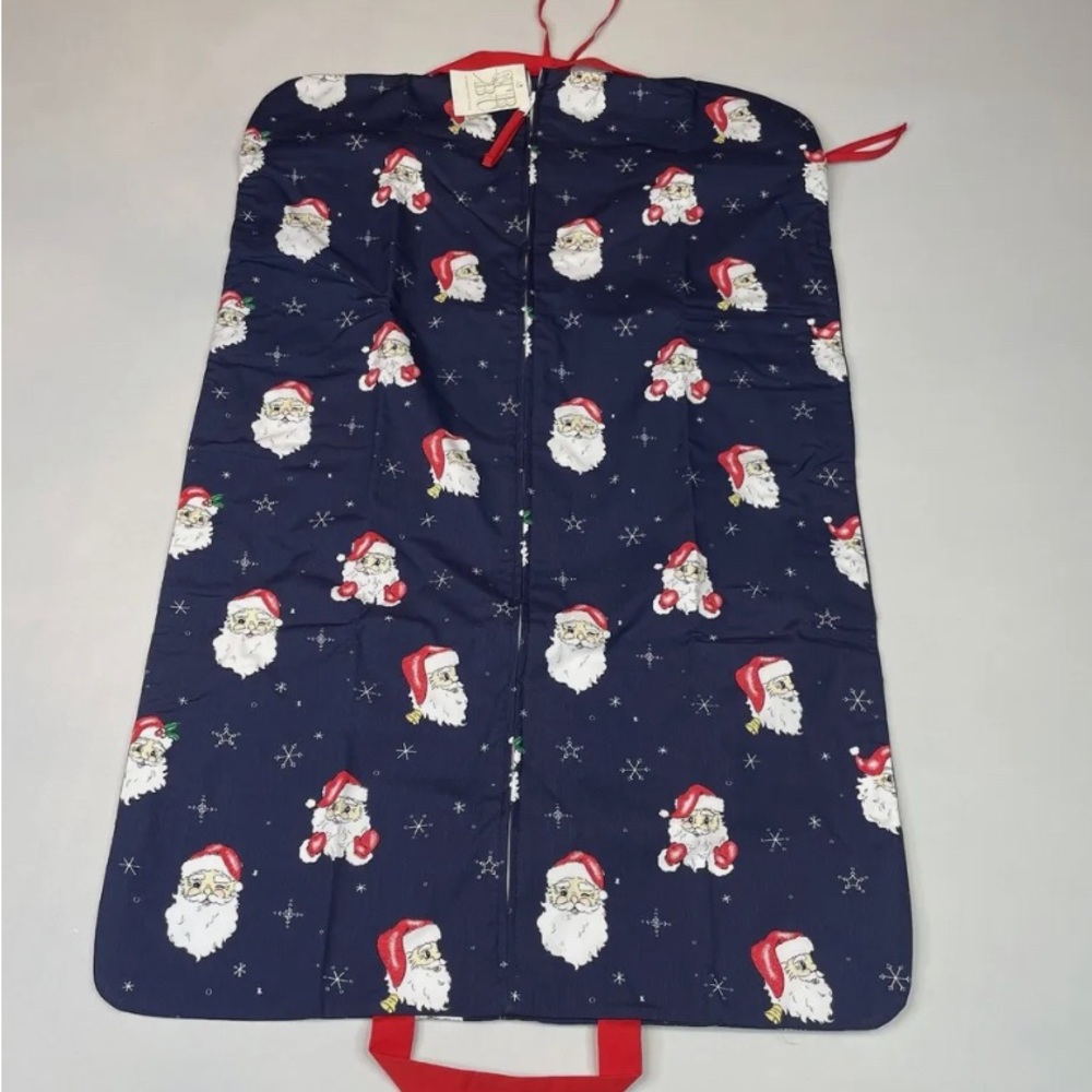 TBBC BEAUFORT BONNET GRAHAM SANTA NAVY & RED GARMENT BAG HANGING broadcloth